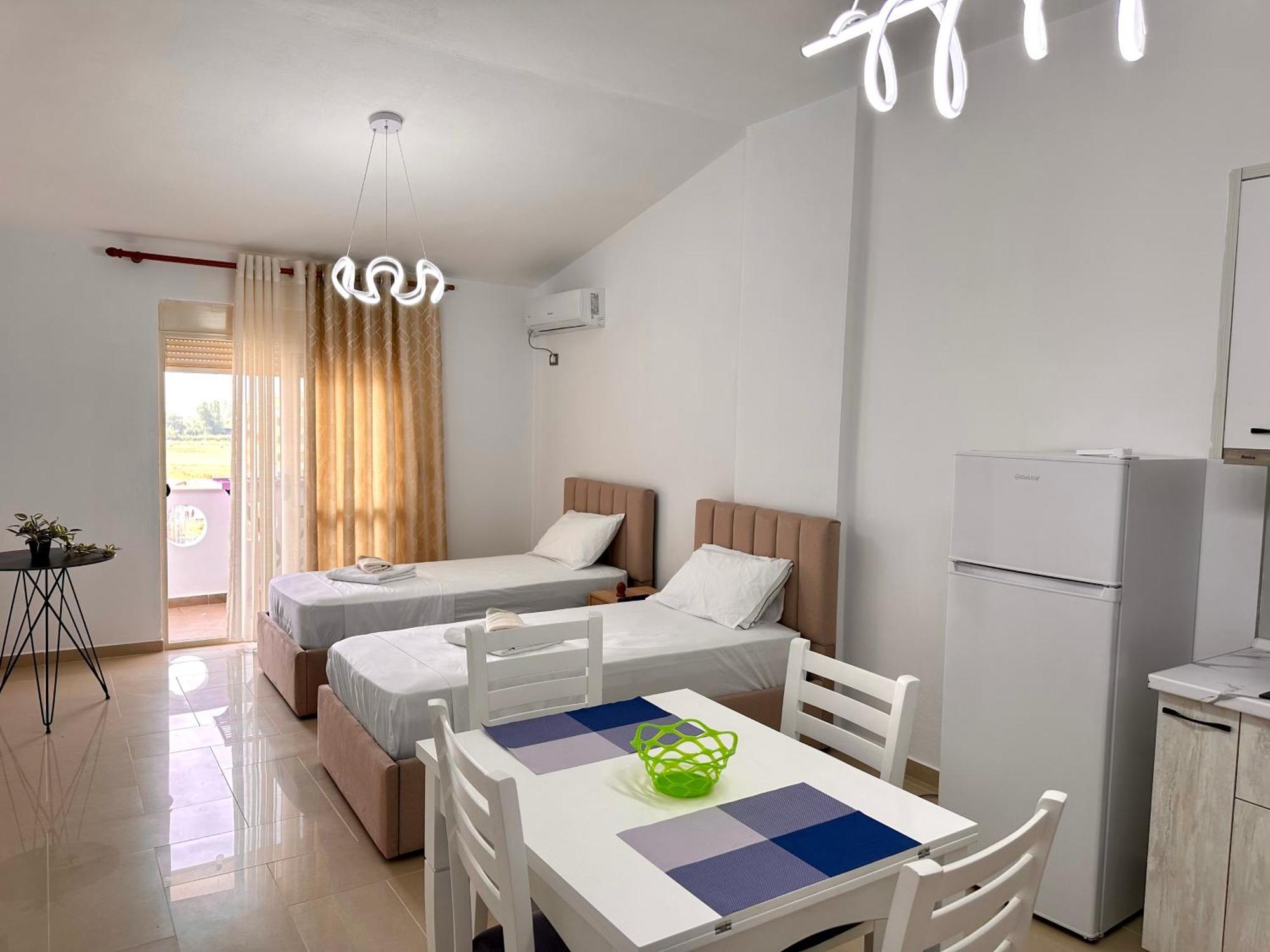 Guest house Shell 1 Golem (Tirana)
